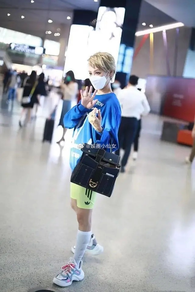 델보 브리앙 트렌치 박스백